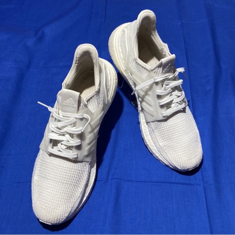 Adidas Ultraboost Triple White Continental  Shoes. Size 12. Sock type.